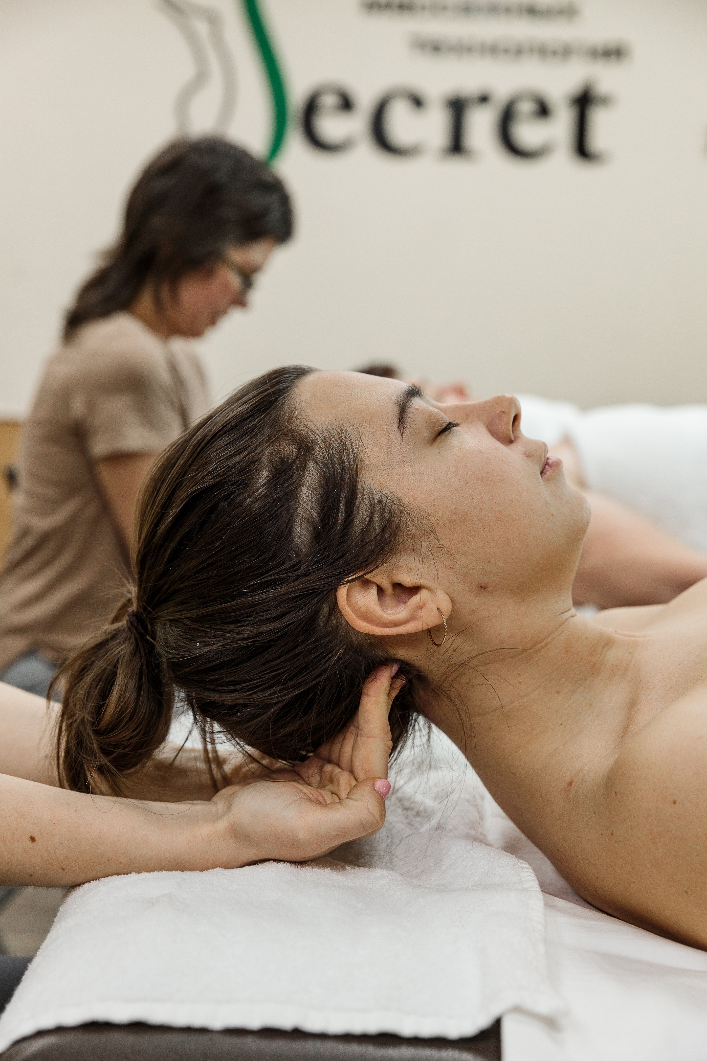 Важность массажа при шейном остеохондрозе