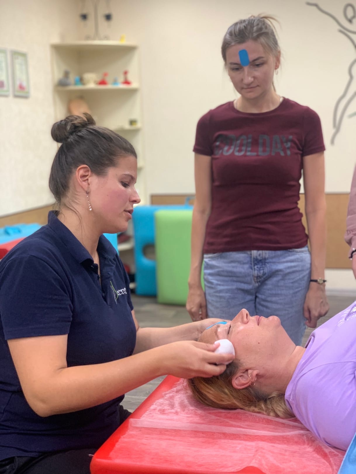 Массаж плюс: боремся с двойным подбородком