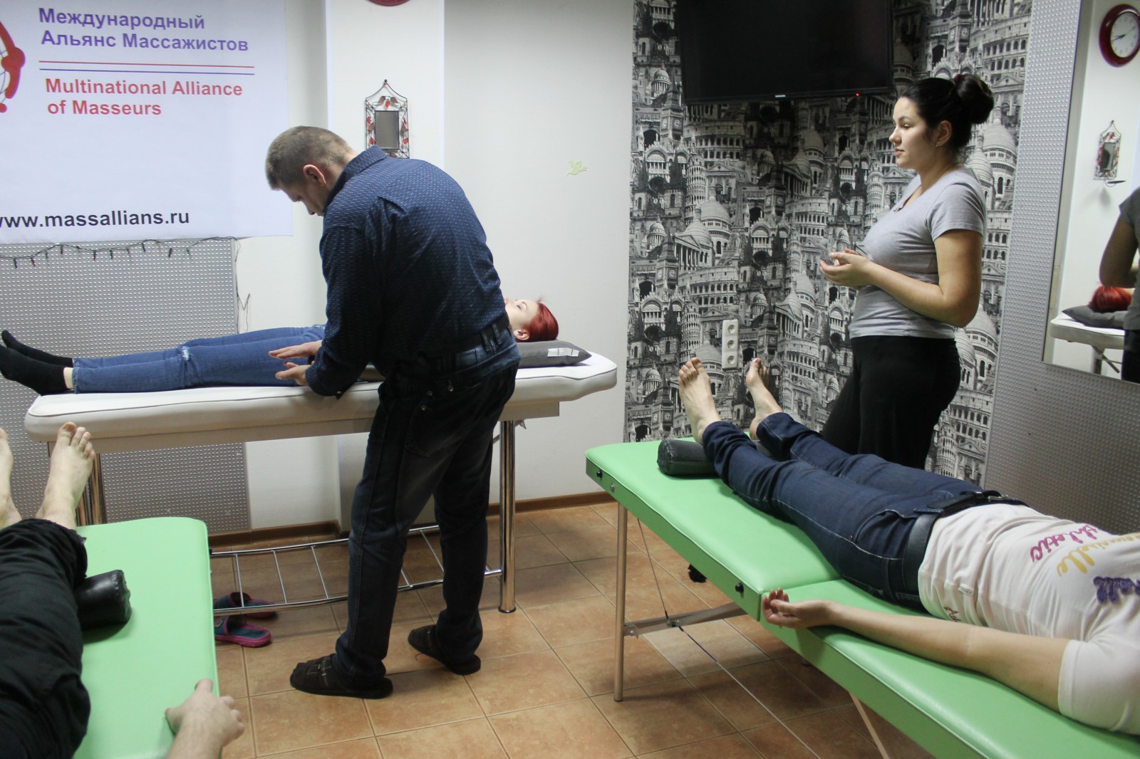 Субботняя студия: "Массаж шарами"